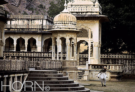 INDIA-142